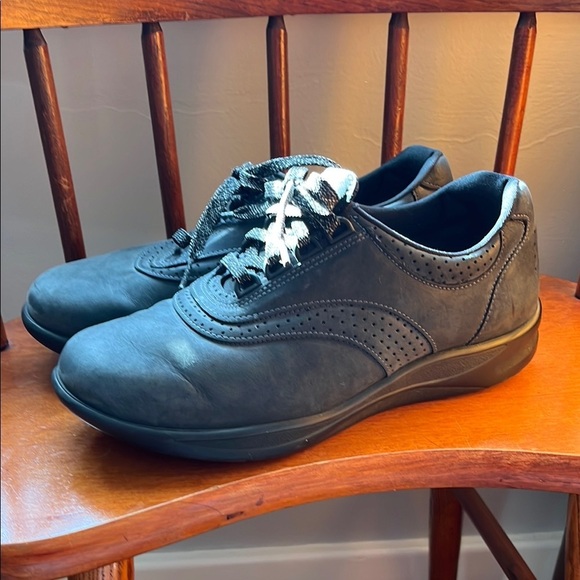 SAS Walk Easy Lace Up Walking Shoe Color Nero Size 8.5 - Picture 1 of 11